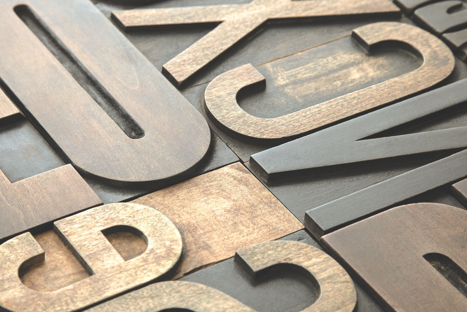 Letters for typesetting a printed document